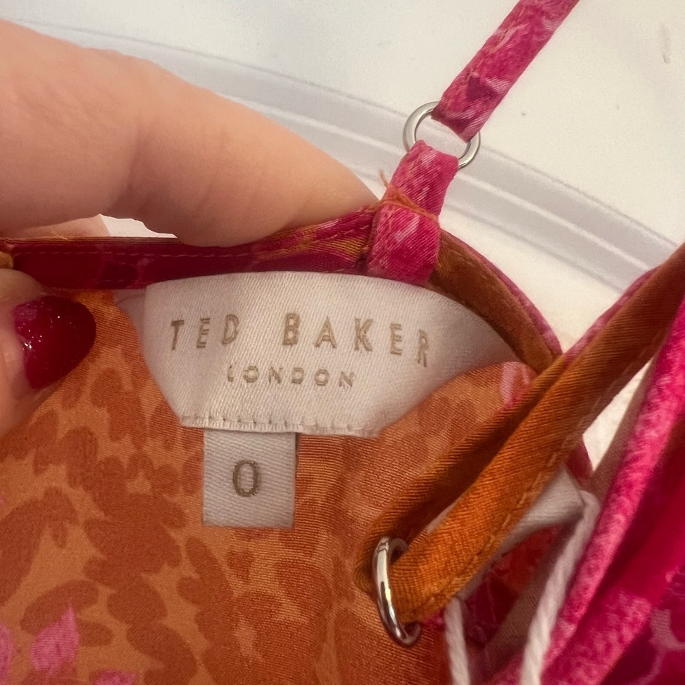 COPY - Ted Baker Floral Jumpsuit size 0 - NWT!! - Picture 3 of 7